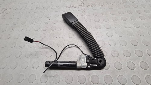 BMW 5 E60 E61 2008 Gurtschloss vorne 9117240