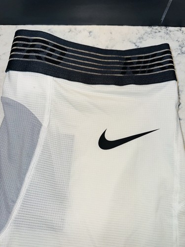 Medias de compresión blancas emitidas por el equipo Dri-Fit Nike Pro NBA para hombre Lakers 2XLT NUEVAS CON ETIQUETAS - Imagen 3 de 7
