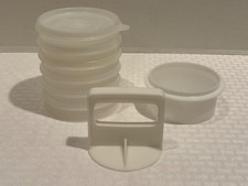 TUPPERWARE 4 inch 1/4 lb Hamburger Press 882 ...