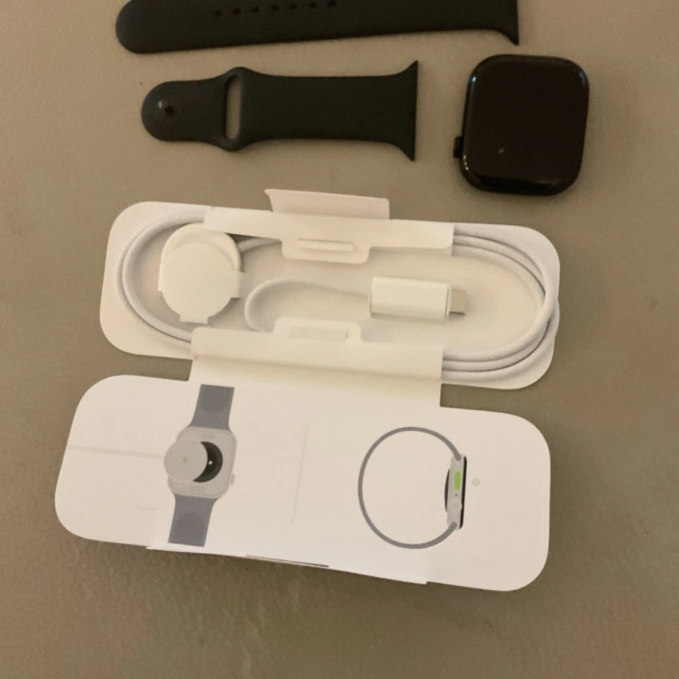 Apple Watch Series 10 46mm Brand New GPS Black Aluminum Case never used - Image 2 of 4