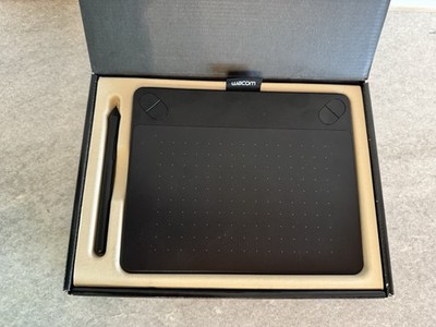 Wacom Intuos Graphics Drawing Tablet - Pad & Pen - Small Black CTL4100, In Box