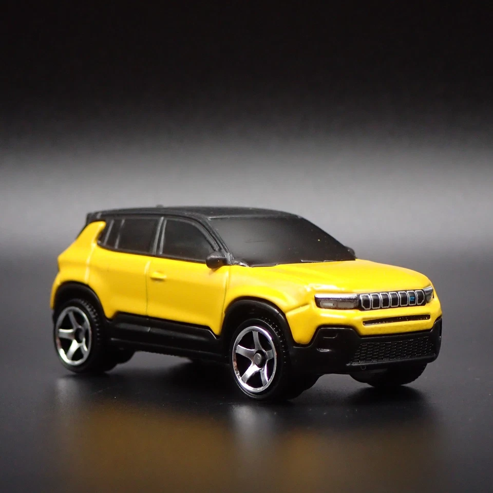 Modello Diorama Diecast In Scala 1/64 Di Jeep Avenger 4 Porte SUV 2023-2025 - Immagine 4 di 4