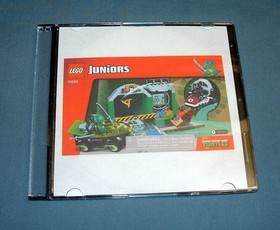 JUNIORS, TMNT: TURTLE LAIR SET 10699 - LEGO - 2014 - USED