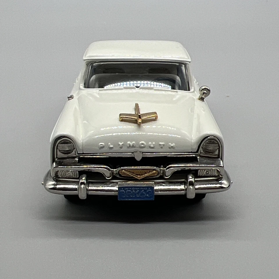 Brooklin Models 1/43 BRK 63 1956 Plymouth Fury modelo en caja blanca Foto 3 de 4