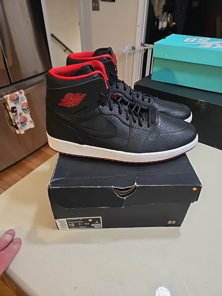 Talla 12 - Air Jordan 1 Retro Nuevo Alta Piel de Serpiente NUEVO RB Última Venta 600$ Foto 3 de 4