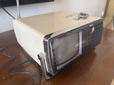Universum SK-2215