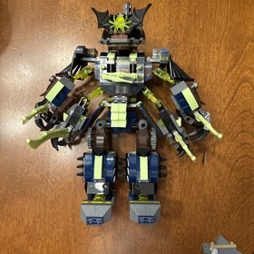 LEGO NINJAGO: Titan Mech Battle (70737)