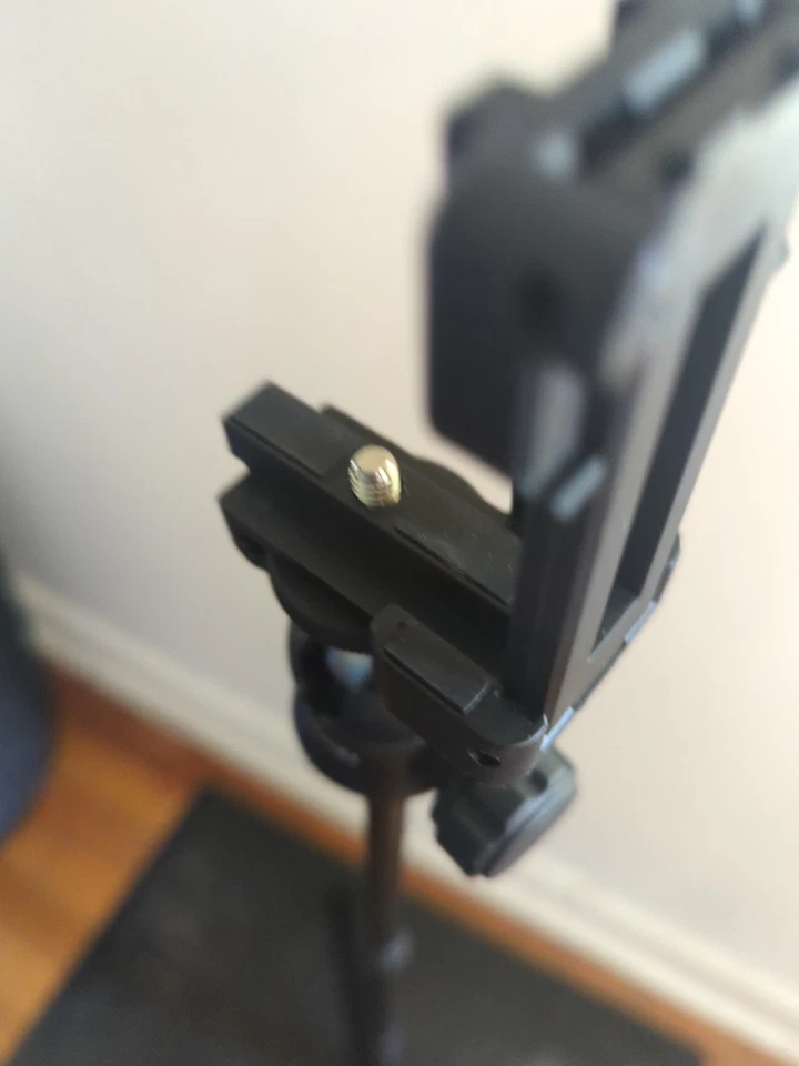 Ulanzi MT-11 Multifunctional Octopus Tripod, New condition - Image 3 of 4