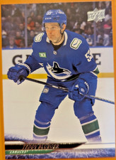 2024-25 Upper Deck Series 2 #428 Teddy Blueger