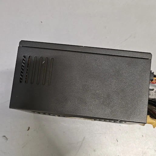 ATX Stromversorgung Einheit - Gebraucht, Nein Kabel, Aktiv Zustand - Bild 2 von 4