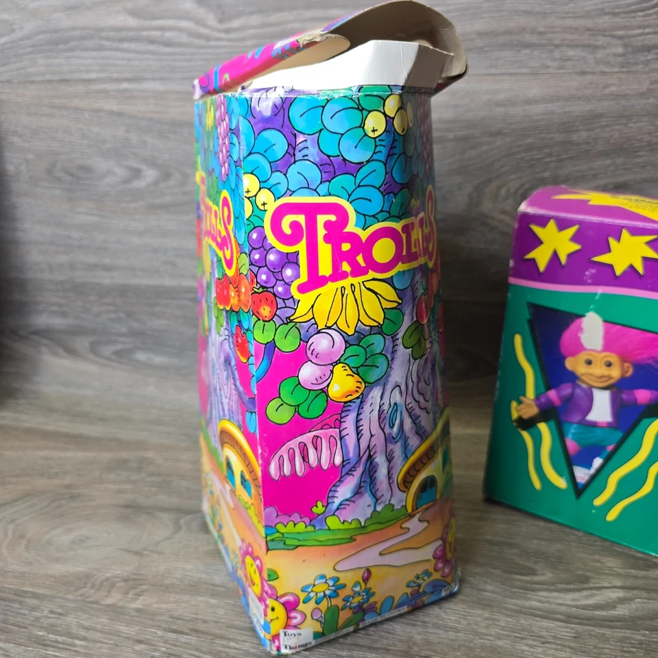 Vintage Troll Dolls Tot of 2 Giant Size Turn and Twist Skateboarding Troll - Image 3 of 4