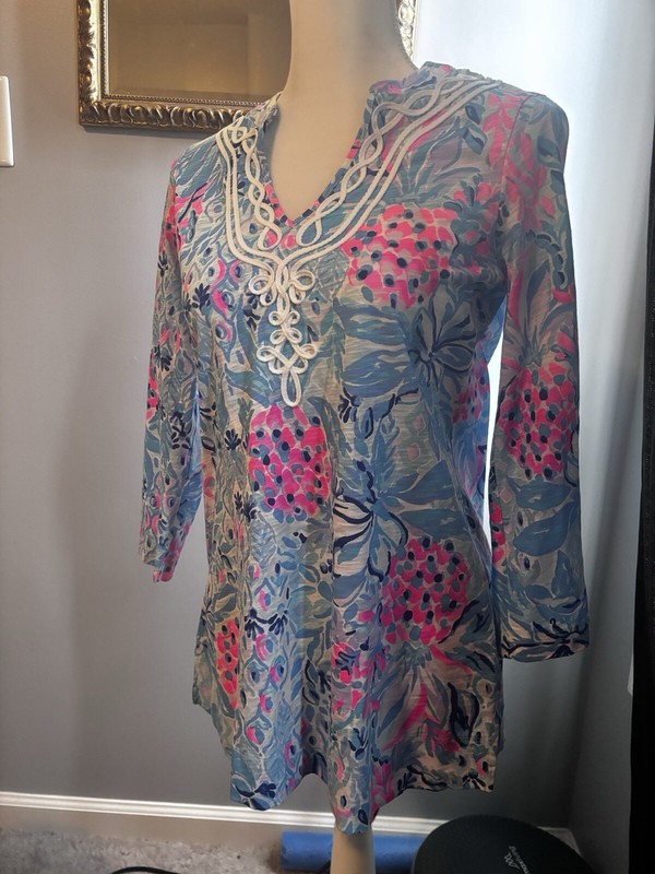 NWOT LILLY PULITZER Women’s KAIA TUNIC TOP Size XS Pineapple