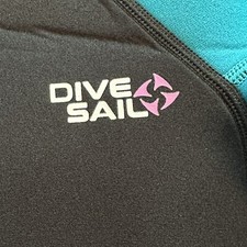 DIVE and SAIL Women's Full Body Wet Suit size L Neoprene/Nylon Black / Cyan NWT