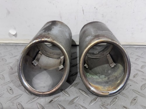 Muffler end