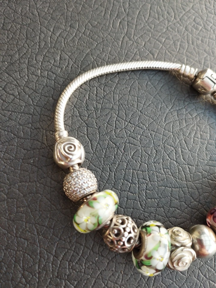 Original Pandora Armband Silber 10 Charms mit Muranoglas Linien Clip  21 cm lang - Bild 2 von 4