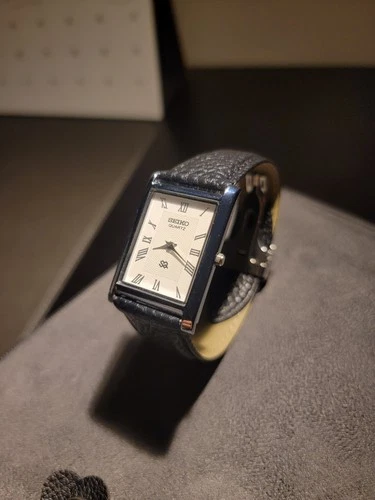 Seiko SQ Quartz Vintage Tank Style Watch