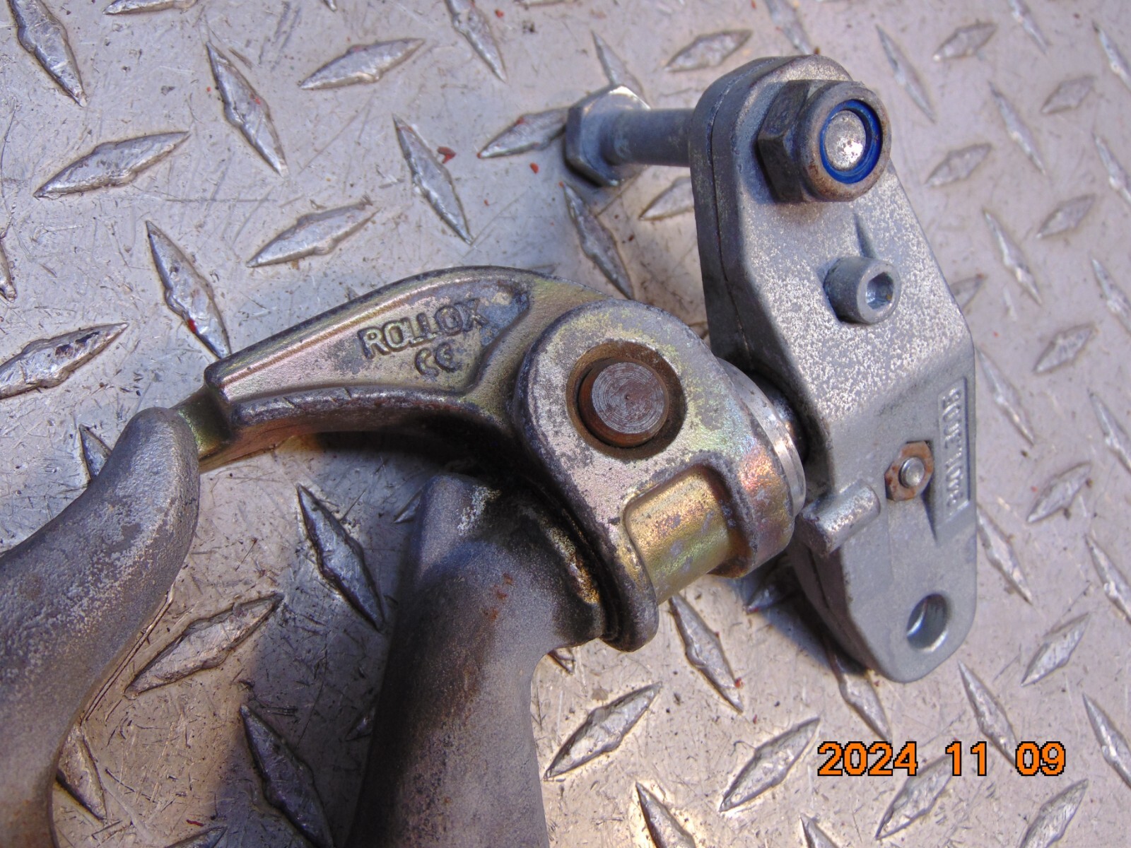 Crosby Bullard Shank Hook # 5 Chain Nest Swivel Rollox Hook ??