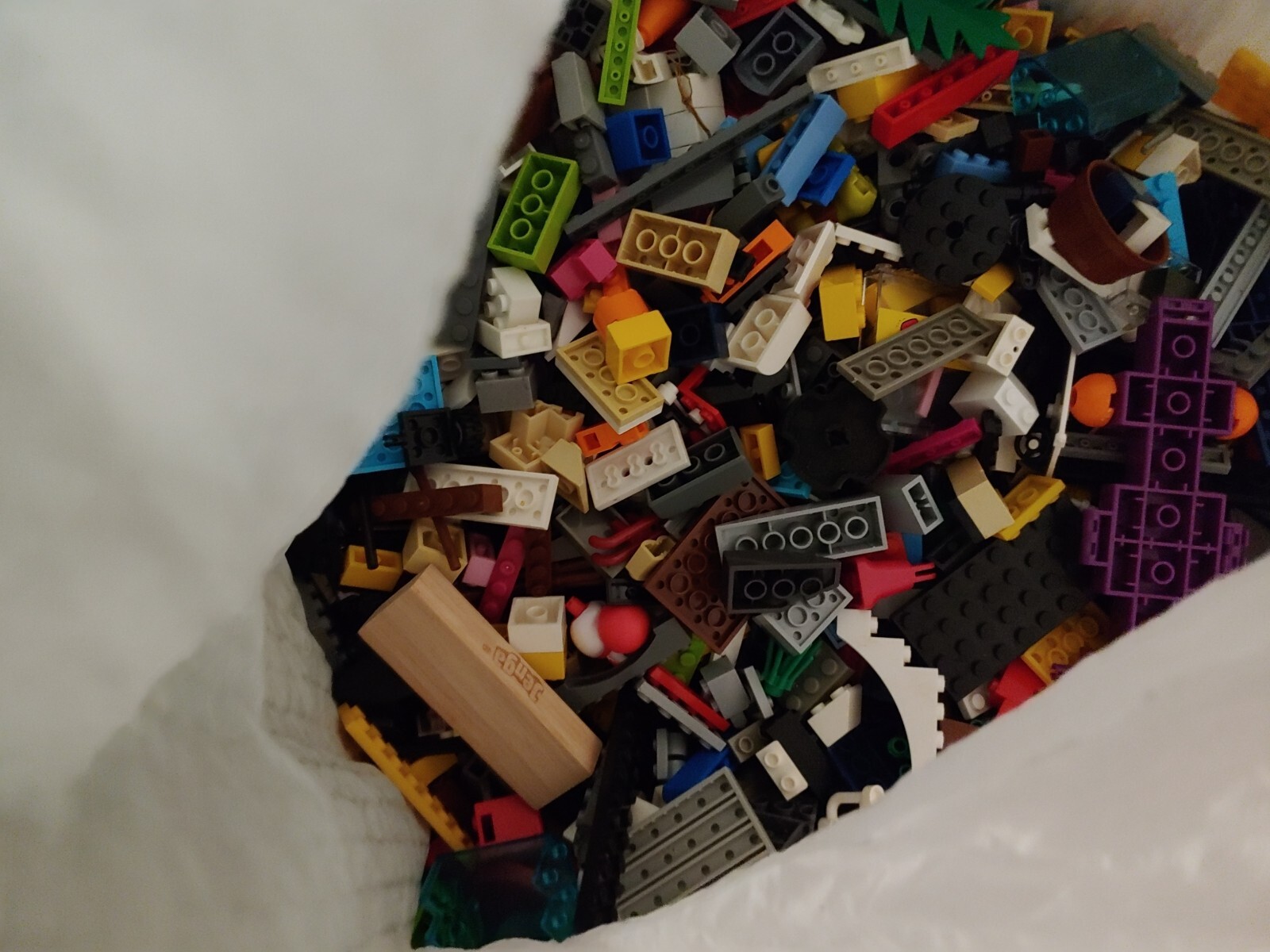 Bulk Lot Legos Lifetime Of One Family 60 Plus Pounds Includes Airport Shuttle eBay