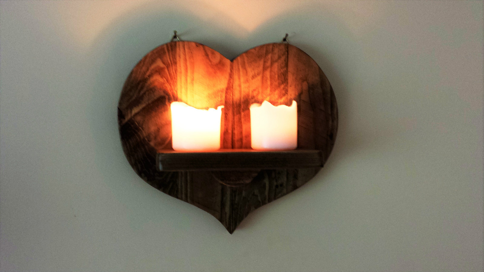 RUSTIC RECLAIMED CHUNKY WOODEN HEART WALL SCONCE / CANDLE HOLDER. VALENTINES eBay