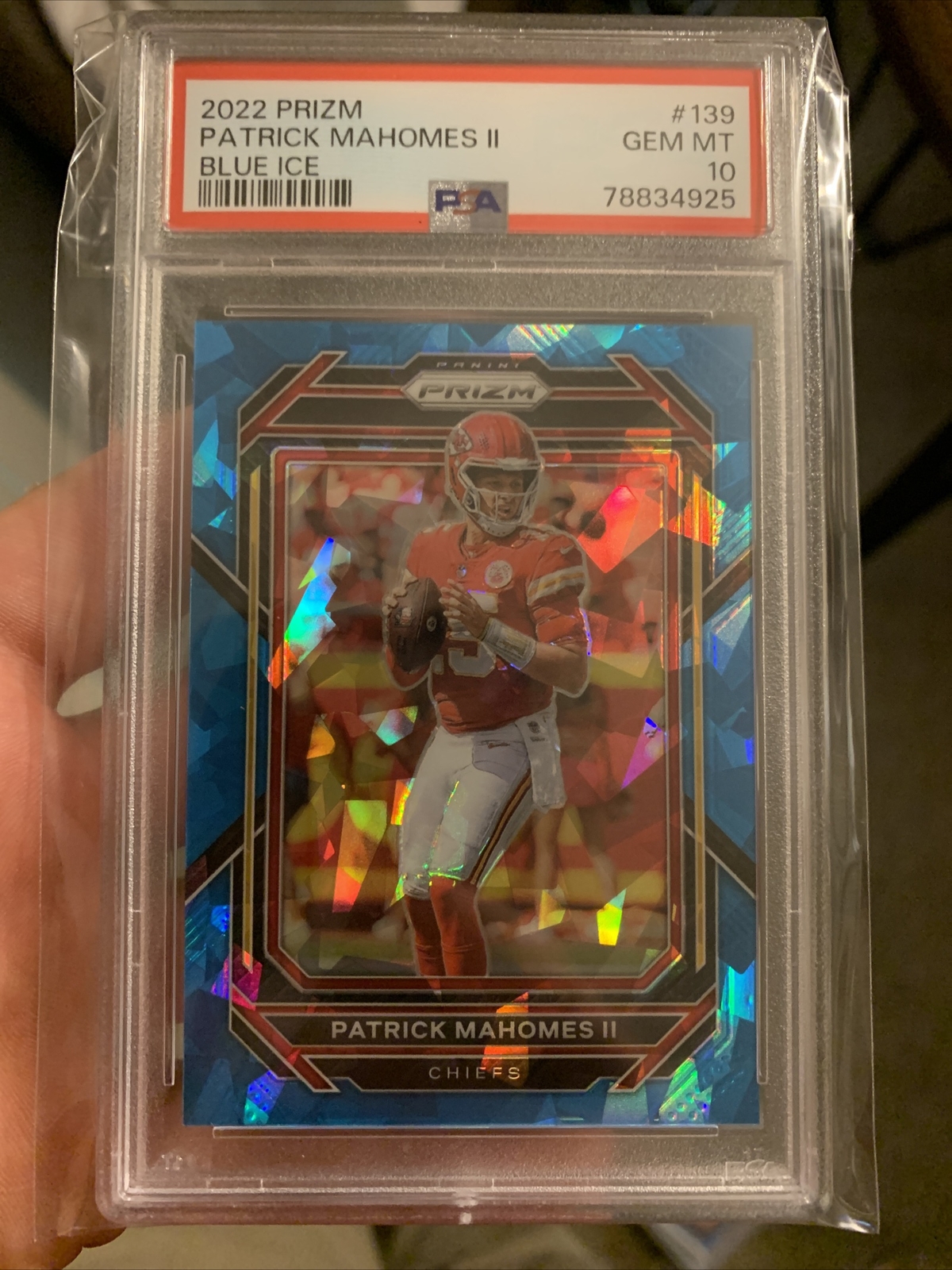 2022 Prizm Patrick Mahomes Blue Cracked Ice 139 /99 Psa 10