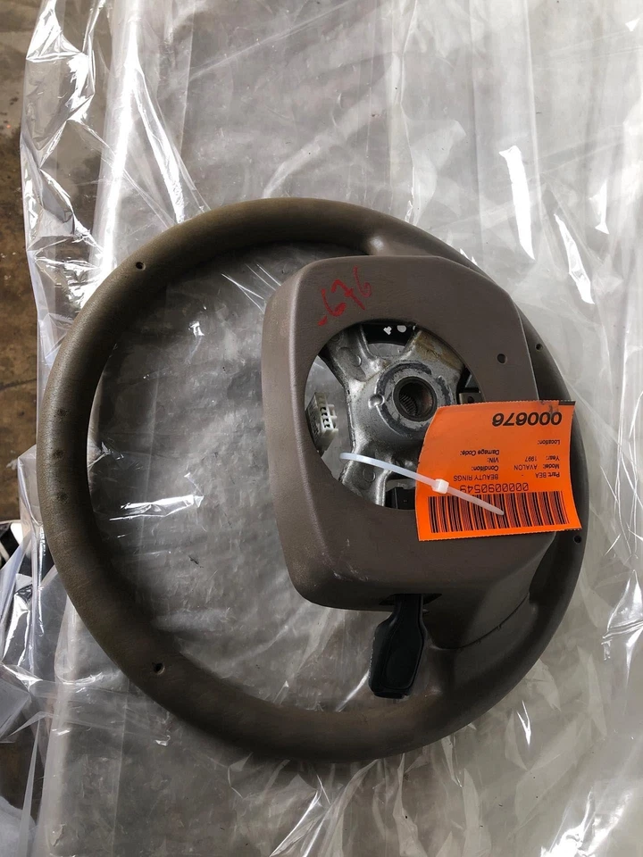 Toyota Avalon XL 1997 sedán volante cuero lado izquierdo del conductor Foto 4 de 4