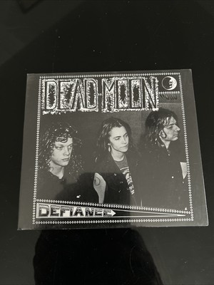 DEAD MOON DEFIANCE CD ALBUM NEU UND VERSIEGELT