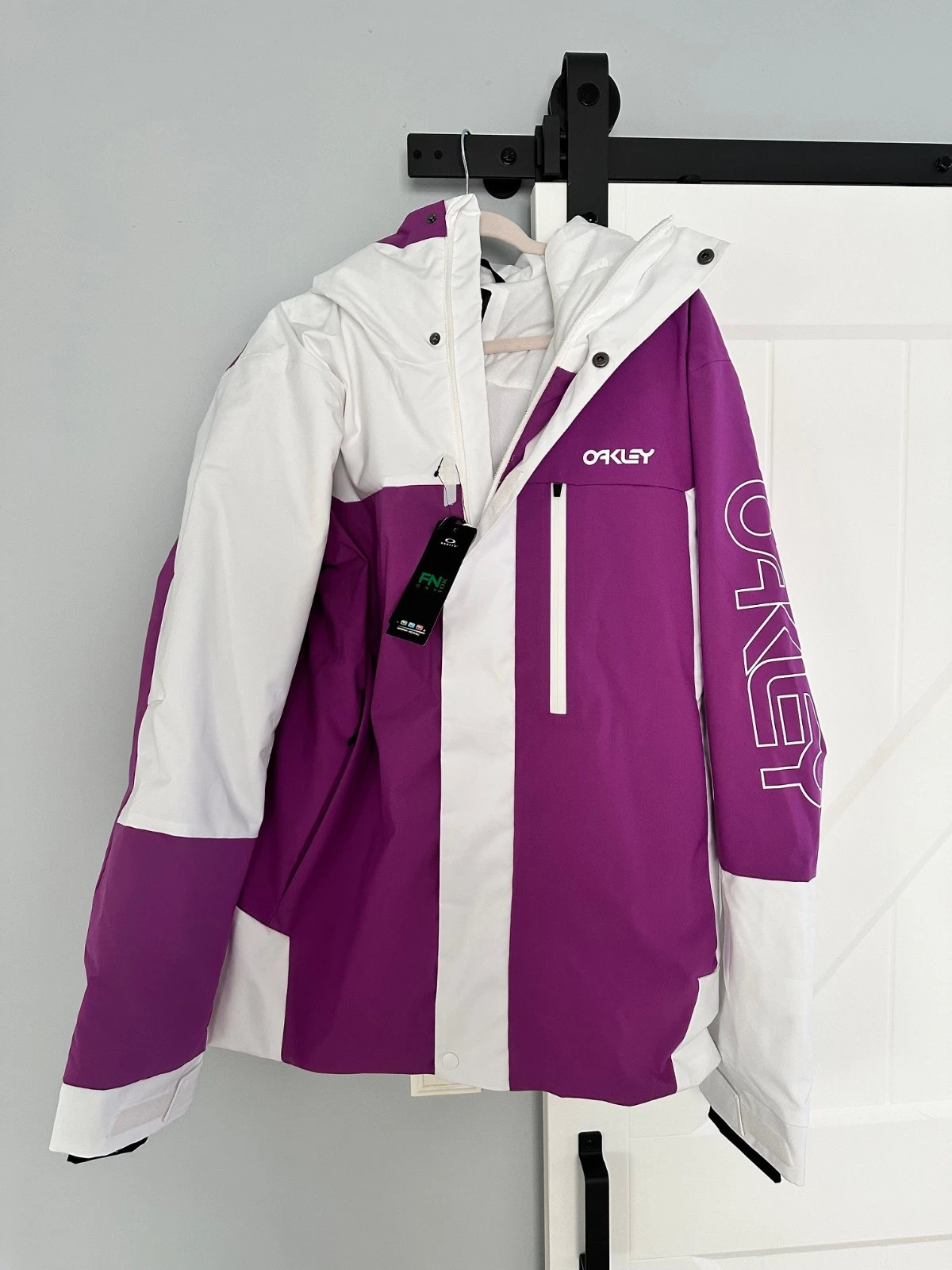 Mens Oakley FN10k™ • TNP TBT Insulated ThermoNuclear Jacket - Ultra Purple • XL