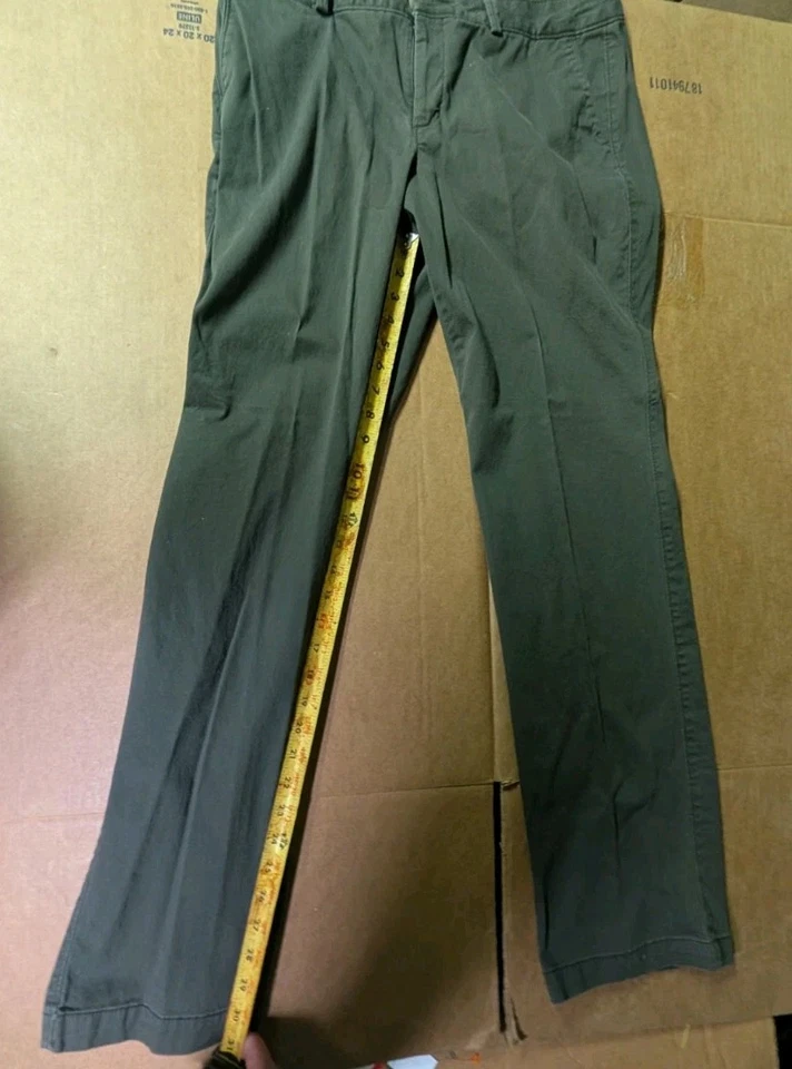 Pantalones de vestir Dockers grises para niños talla 12 L Foto 4 de 4