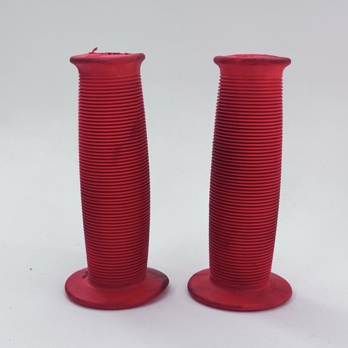 Vintage Hunt Wilde Grips Saturn Five Old School BMX Red 70s 80s Flag Moto A21 - Picture 14 of 17