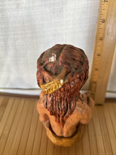 "Figura hippie piernas ojos cruzados feo trasero estatuilla pañal pluma Derenda 6"" de colección" - Imagen 4 de 8