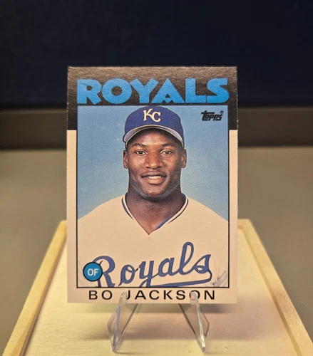 1986 Topps Traded #50T Bo Jackson ROOKIE RC