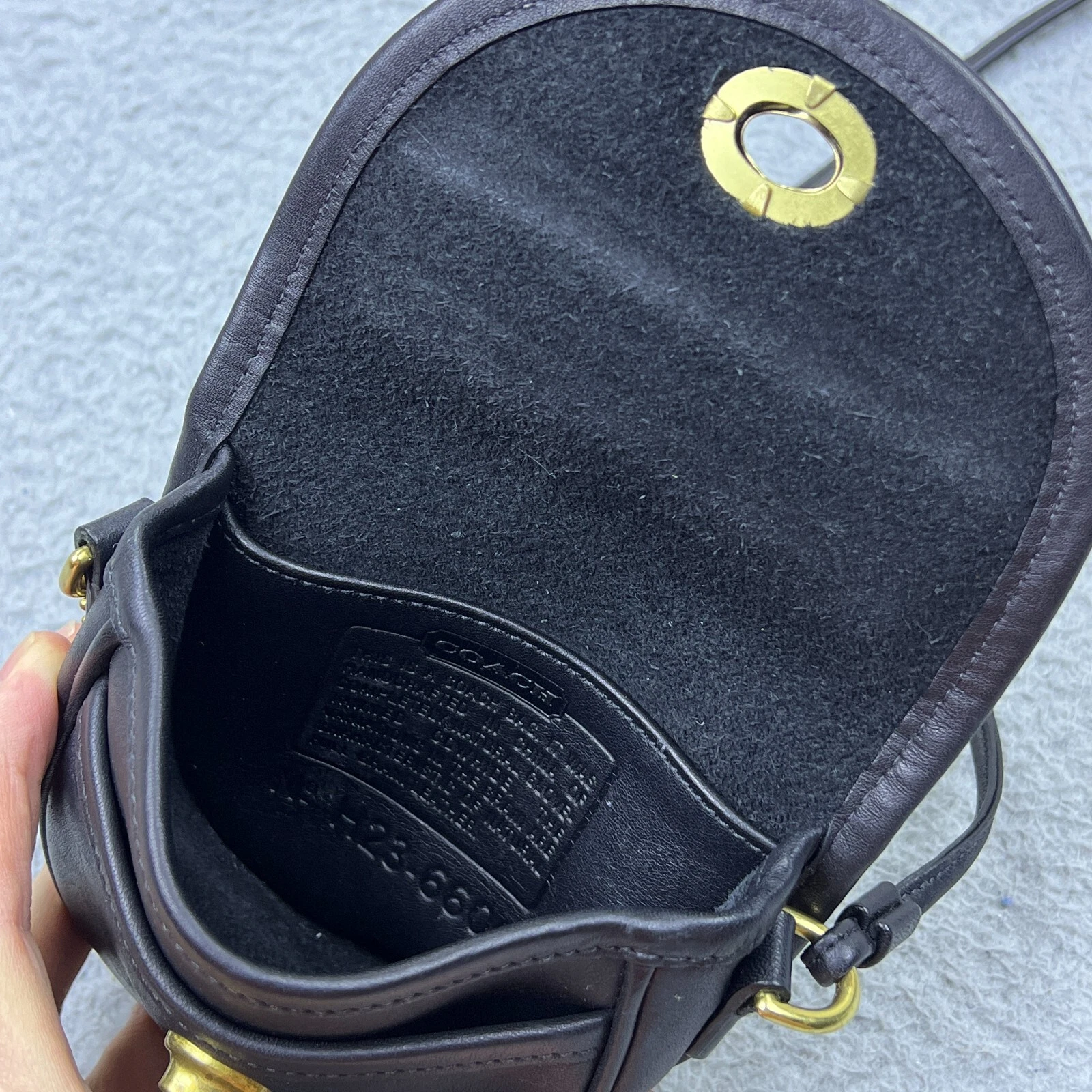 Borsa a tracolla Coach Mini Watson 6606 vintage pelle nera ottone chiusura girevole pochette