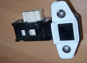 +++ TÜRVERRIEGELUNG VON WASCHMASCHINE SAMSUNG P1453 / P1253 / P1053 / P853  +++