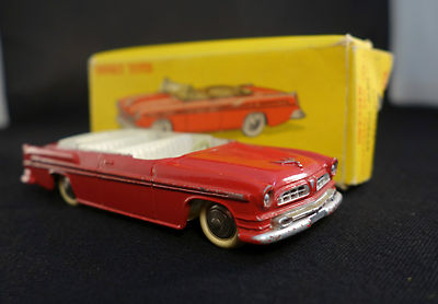 DINKY TOYS : n° 24 A CHRYSLER  NEW YORKER  avec sa BOITE (EN L