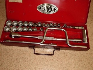 UTENSILI DI SERVIZIO IN ACCIAIO LEGATO CROMATO BRITOOL 1/2 IN DRIVE SOCKET SET IMPERIAL A/F W