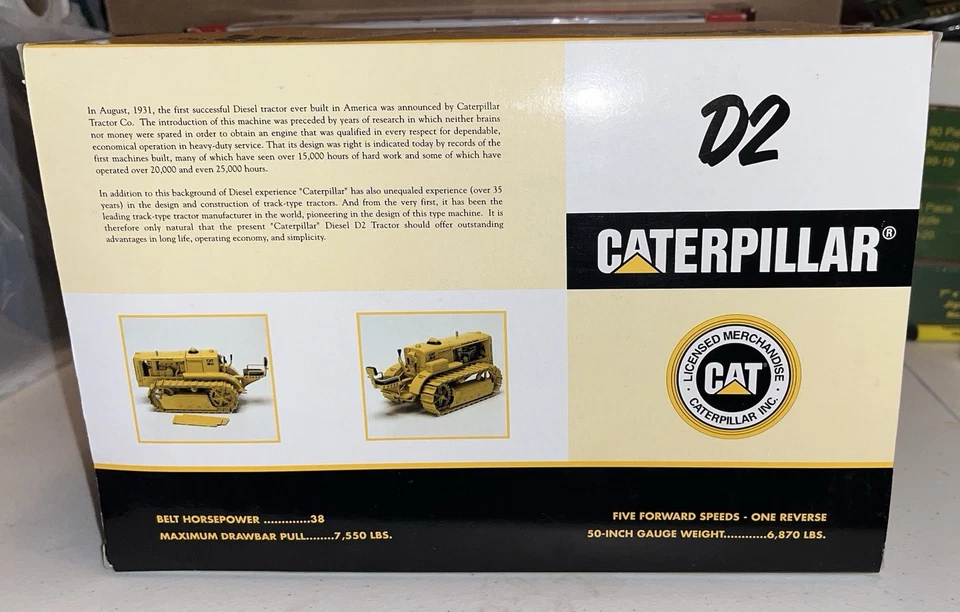SPECCAST ACMOC Caterpillar Cat D2 Orchard Crawler Tractor 1/16 NIB. TAPE UNCUT - Image 3 of 4