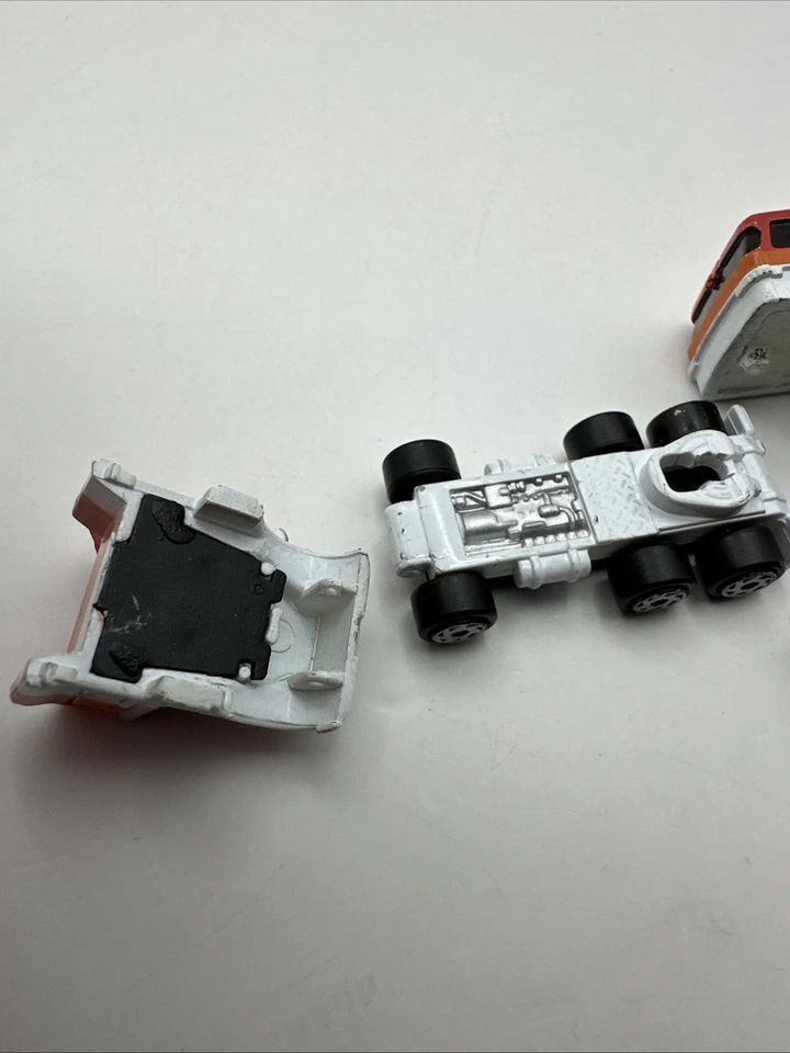 Micro Machines #19 Ranch Riders Horse Trailer Semi Truck Tractor Wagon (read) - Image 3 of 4