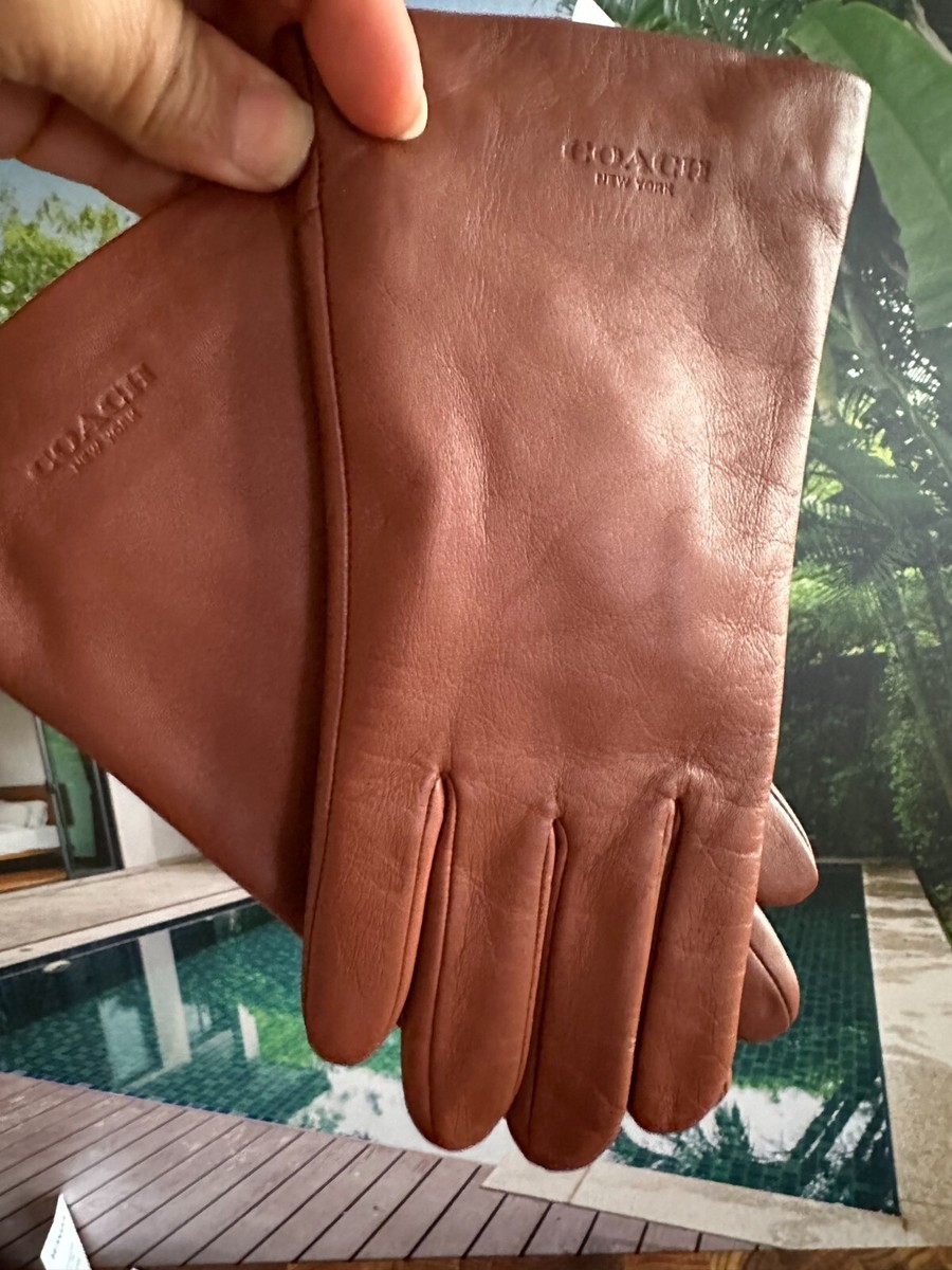 COACH CV864 Women's Saddle Brown Leather Tech Gloves NEW SIZE