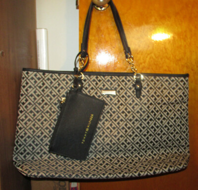 NWT Tommy Hilfiger Women Tote Handbag Black Monogram Shopper Bag MSRP$119