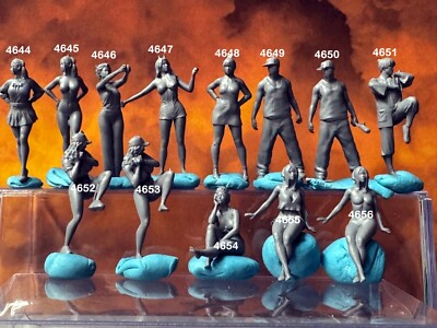 Double G  1:64 Figures  -  Humans For Dioramas Miniature Figures 164 Fig Lot 647