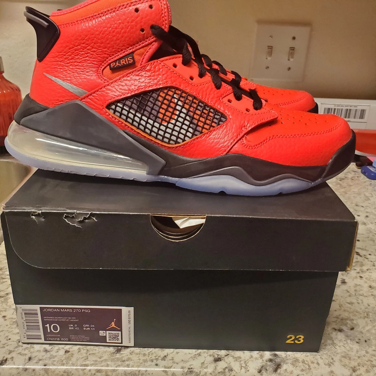 NIKKE JORDAN MARS 270 PSG INFRARED 23 SILVER CN2218 600 US MEN