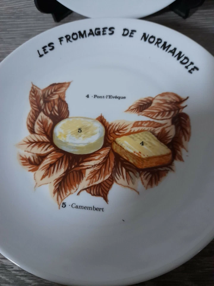 4 ASSIETTES  DIFFERENTES  A FROMAGE - PORCELAINE DU BERRY- EXCEL. ETAT 2110 - Photo 3/4