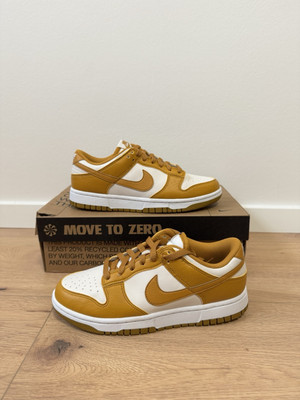 Nike Dunk Low Next Nature Phantom Gold Suede Wmns 40 US. 8,5