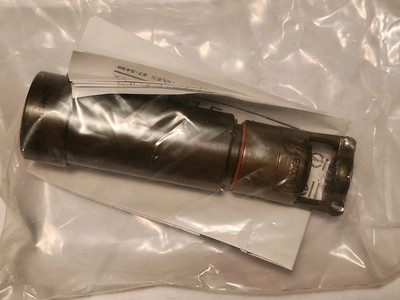 Glenair Adapter/ CC, M85049/1720W05B, NSN 5935014182447, QTY AVAIL., NOS.
