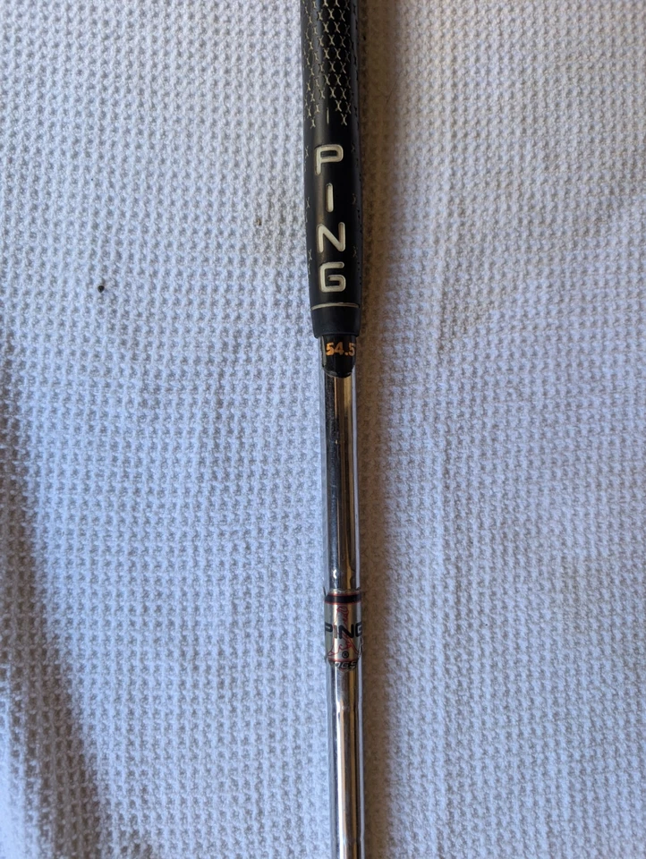 Ping ISI BeCu Punto Naranja S2 54.5° Cuña de Arena Rígida DGS Eje de Acero B Foto 2 de 4