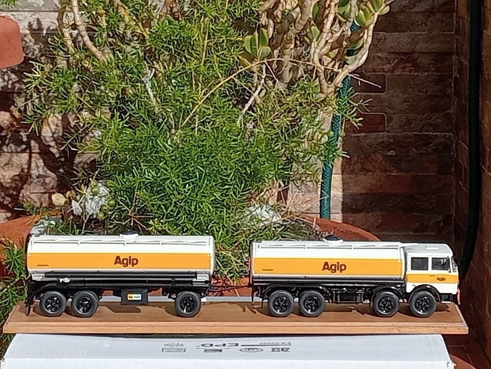 Camion/Truck  Fiat OM 180 autotreno AGIP  De Agostini n0 GILA Ixo Altaya  1/43  - Immagine 3 di 4