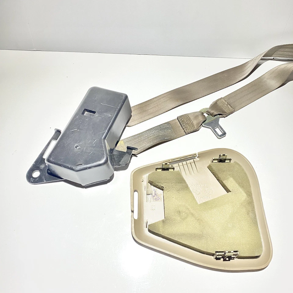 Camioneta pickup Chevy Silverado GMC 95-98 TERCERA PUERTA CINTURÓN DE SEGURIDAD INFERIOR OEM OBS Foto 4 de 4