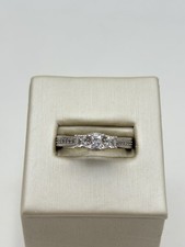 STERLING SILVER 925 WHITE GEMSTONE 1.5mm HEART BAND SIZE 8.75 RING 3.5g