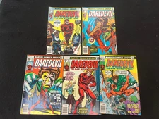 (5) DAREDEVIL THE MAN WITHOUT FEAR MARVEL COMICS GROUP LOT 141,143,145,151,153