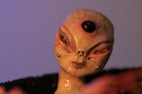BATH ALIEN. ART TOY FIGURINE NIGTH LAMP. UNIQUE PIECE - 第 4/11 張圖片